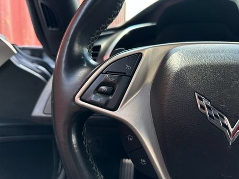 Used 2018 Chevrolet Corvette Stingray Coupe w/ Carbon Flash Badge Package RWD image 18
