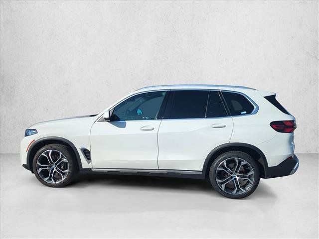 Certified 2025 BMW X5 sDrive40i RWD image 9