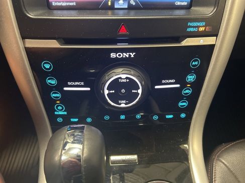 Used 2011 Ford Edge Limited w/ 302A Rapid Spec Order Code image 12