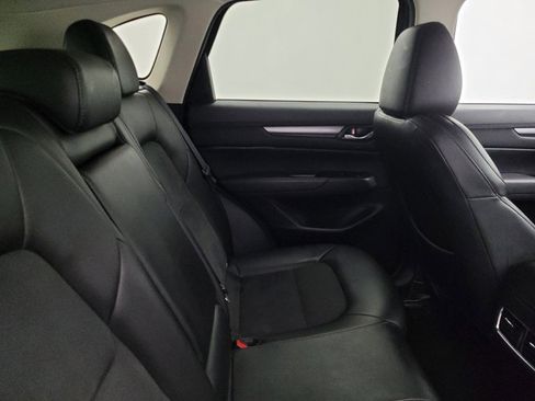 Used 2018 MAZDA CX-5 Touring image 19