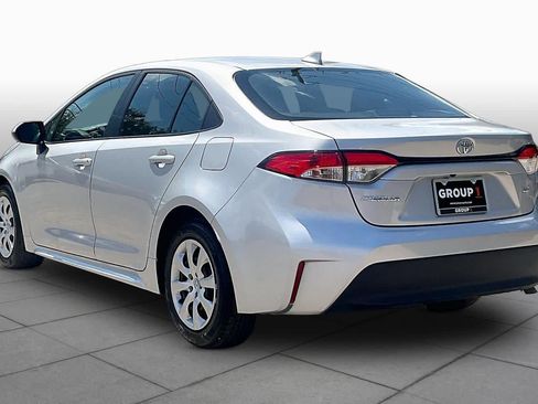 Used 2025 Toyota Corolla LE FWD image 11