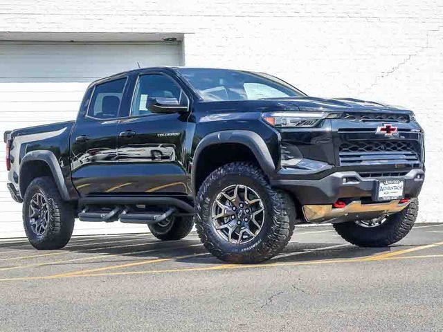 New 2026 Chevrolet Colorado ZR2 w/ Technology Package AWD/4WD image 2