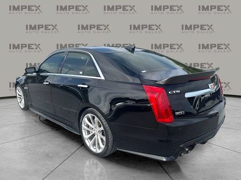 Used 2018 Cadillac CTS V RWD image 3