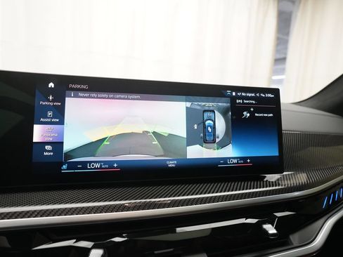 Used 2023 BMW X7 M60i w/ Executive Package AWD/4WD image 19