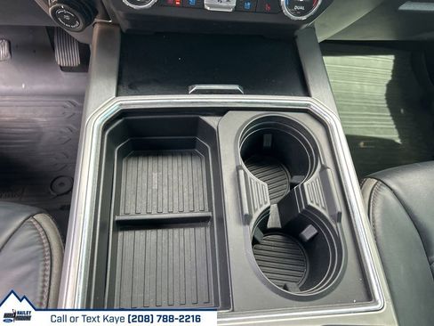 Used 2022 Ford F350 Platinum w/ Tremor Off-Road Package image 32