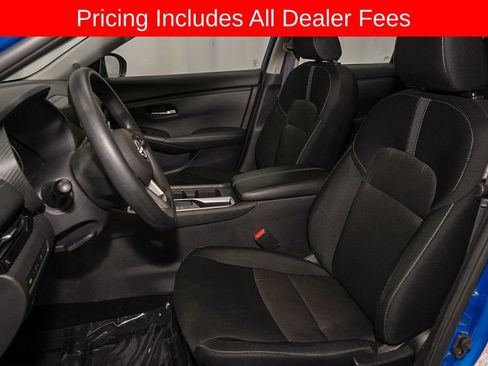 Used 2025 Nissan Sentra SV FWD image 10