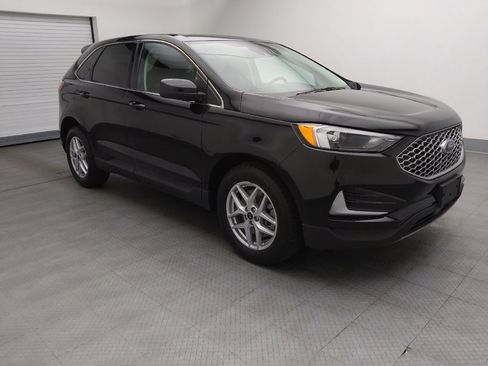 Used 2024 Ford Edge SEL image 11