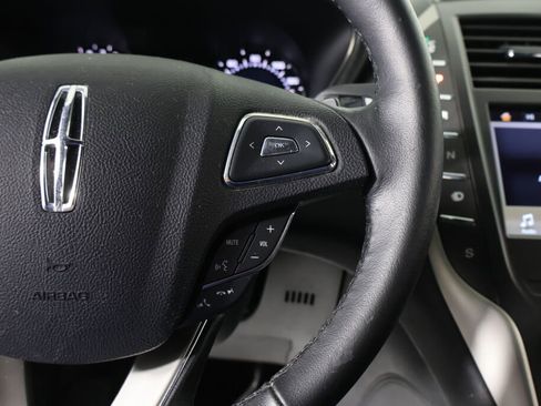 Used 2017 Lincoln MKC Premiere image 35