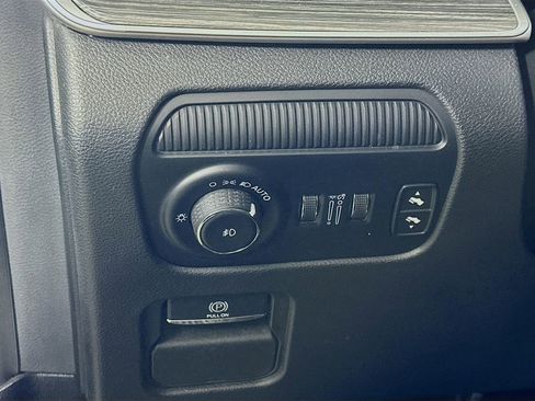 Used 2022 Jeep Wagoneer Series II image 23