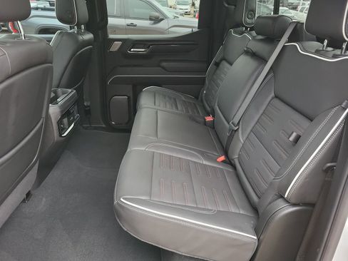 Certified 2025 GMC Sierra 1500 AT4X AWD/4WD image 26