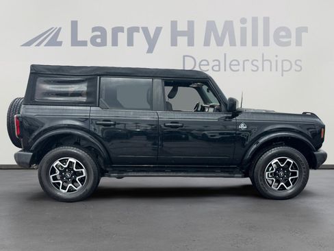 Used 2022 Ford Bronco Outer Banks image 6