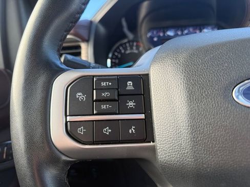 Used 2024 Ford Expedition Limited image 18