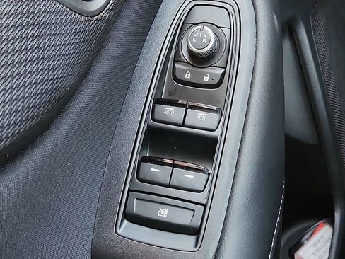 Used 2025 Subaru Outback Premium w/ Popular Package #1A image 22