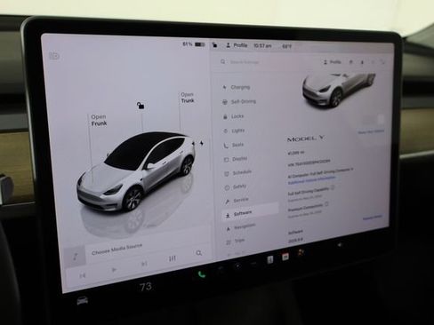 Used 2023 Tesla Model Y Long Range AWD/4WD image 29