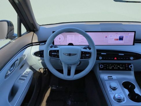 New 2026 Genesis GV70 2.5T Advanced AWD/4WD image 13