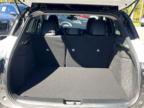 New 2025 Nissan Kicks SR image 7