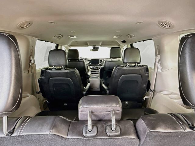 Used 2024 Chrysler Pacifica Touring-L FWD image 39