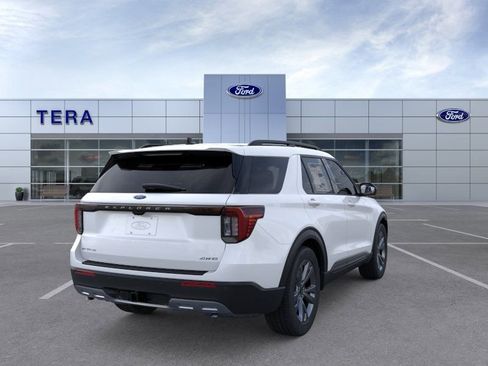New 2026 Ford Explorer Active w/ Active Comfort Package AWD/4WD image 10