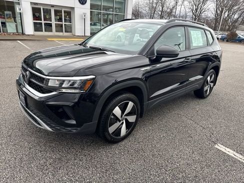 Certified 2024 Volkswagen Taos S image 3