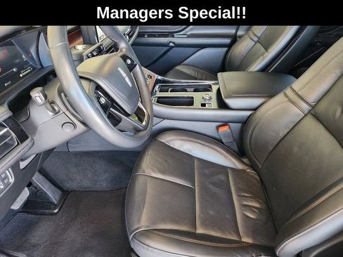 Used 2023 Lincoln Aviator Reserve w/ Equipment Group 201A RWD image 15
