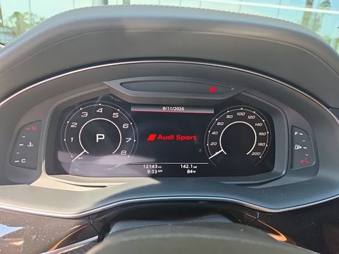 Used 2022 Audi RS Q8 AWD/4WD image 14