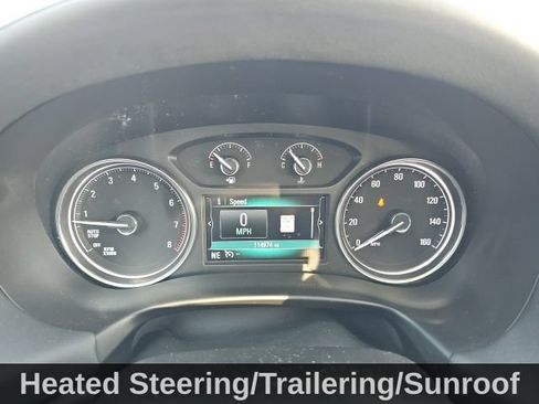 Used 2018 Buick Enclave Premium w/ Experience Buick Package FWD image 17