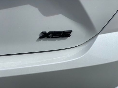 Used 2025 Toyota Camry XSE AWD/4WD image 33
