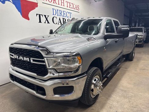 Used 2024 RAM 3500 Tradesman w/ Chrome Appearance Group AWD/4WD image 1