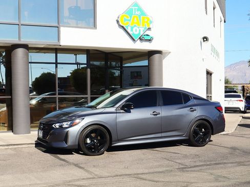 Used 2024 Nissan Sentra SR image 7