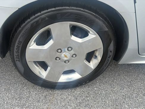 Used 2009 Chevrolet Impala SS w/ Convenience Package FWD image 25