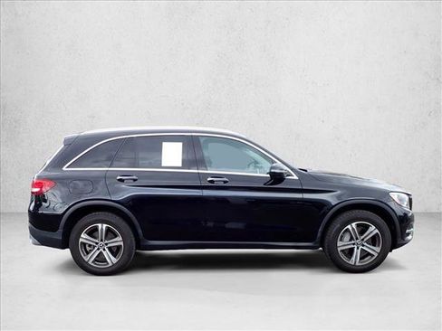 Used 2018 Mercedes-Benz GLC 300 4MATIC image 5