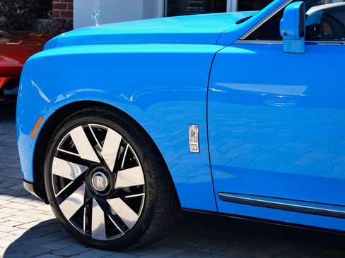 Certified 2026 Rolls-Royce Cullinan AWD/4WD image 12
