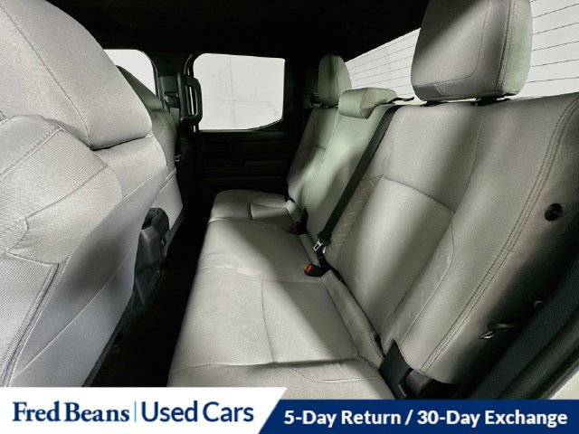 Used 2025 Toyota Tacoma SR5 AWD/4WD image 31