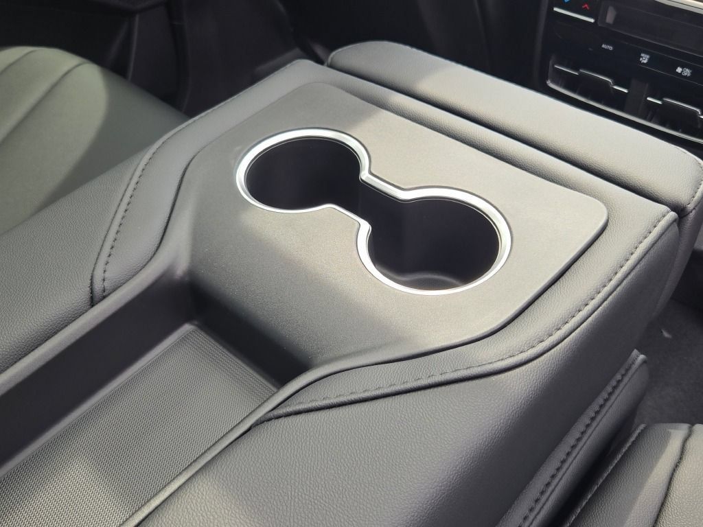 New 2026 Acura MDX SH-AWD image 13