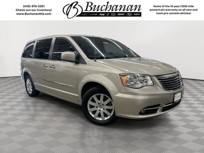 Used 2016 Chrysler Town & Country Touring w/ Driver Convenience Group