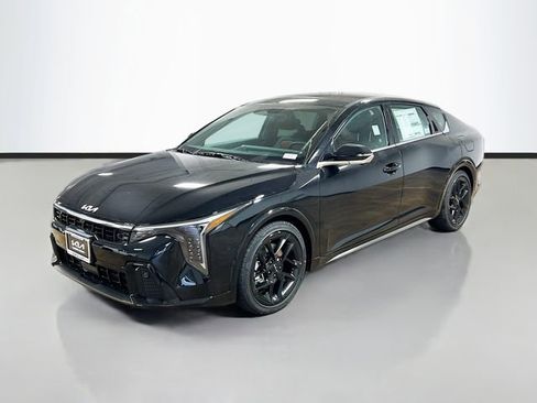 New 2025 Kia K4 GT-Line Turbo image 3