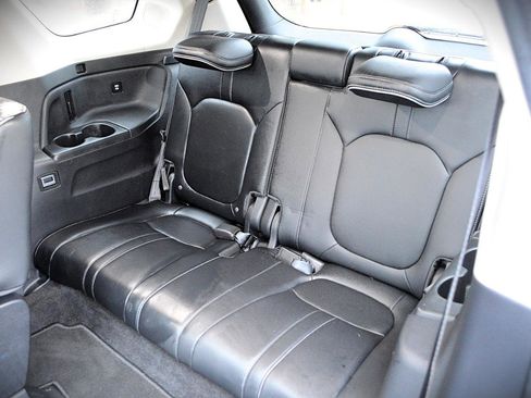 Used 2025 Honda Pilot Elite image 15