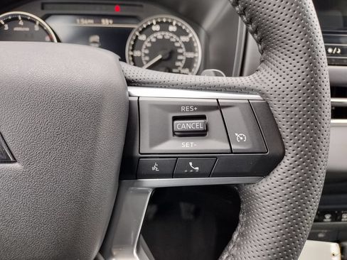 New 2026 Mitsubishi Outlander LE AWD/4WD image 28