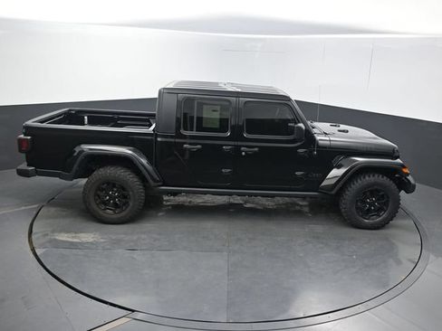 Used 2023 Jeep Gladiator Sport AWD/4WD image 48