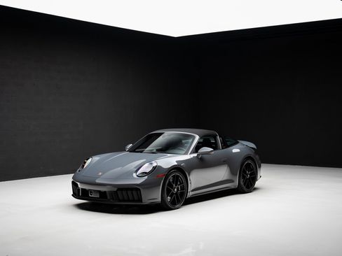 Used 2026 Porsche 911 Targa 4 GTS AWD/4WD image 4