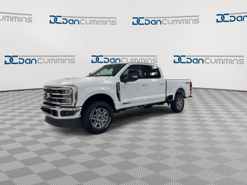 Used 2024 Ford F250 Lariat AWD/4WD image 4