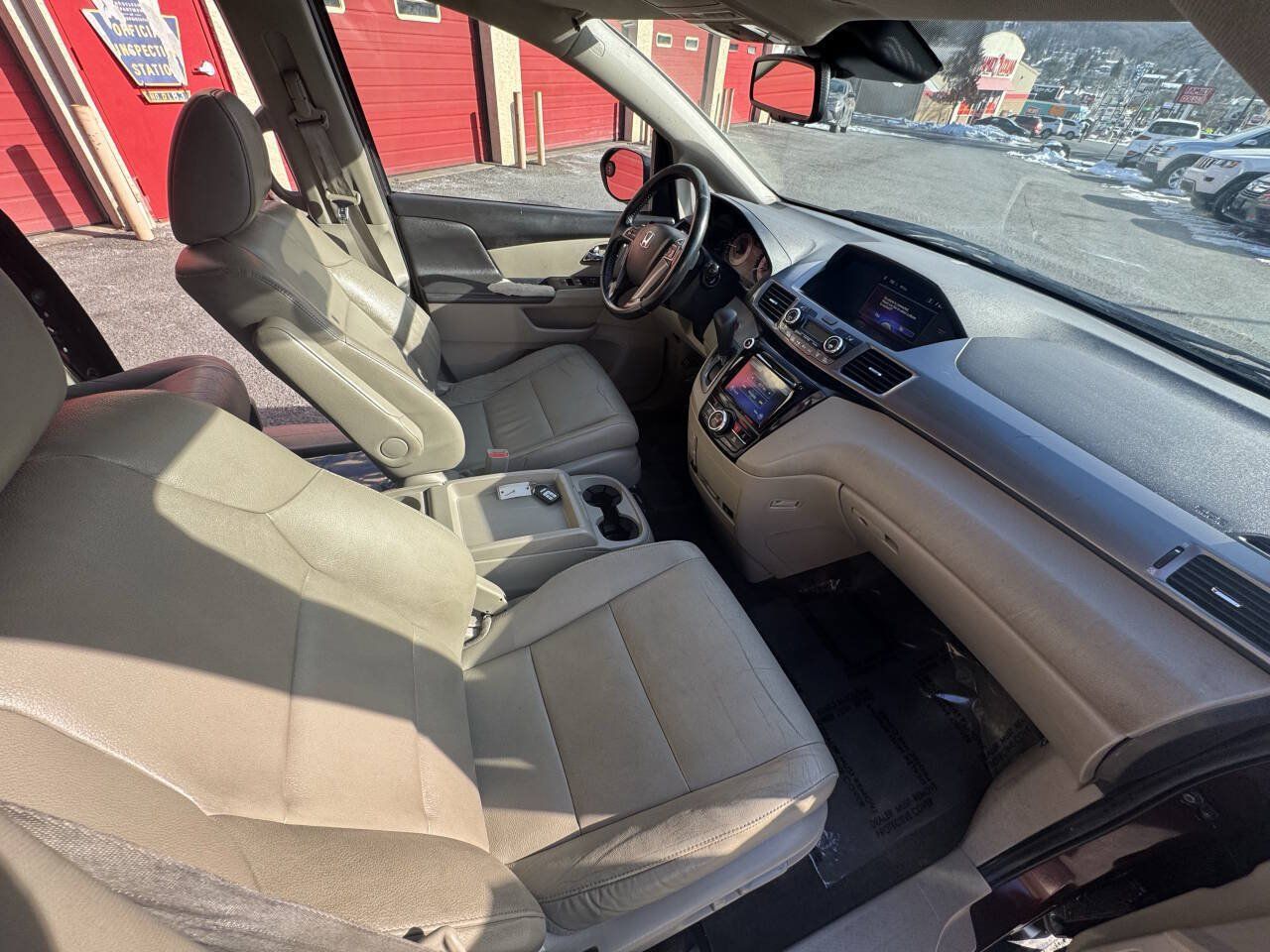 Used 2014 Honda Odyssey EX-L image 16