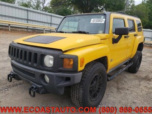 Used 2007 HUMMER H3 image 3