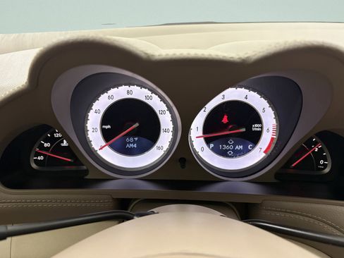 Used 2011 Mercedes-Benz SL 550 image 42