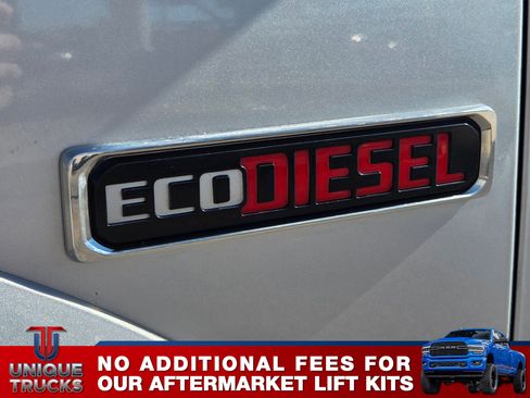 Used 2018 RAM 1500 Laramie w/ Convenience Group image 10