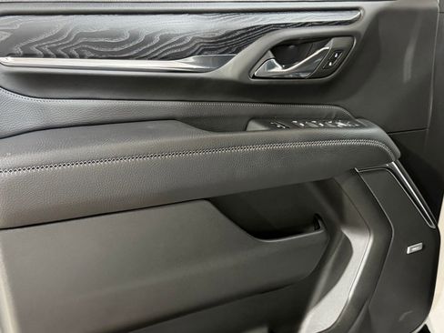 Used 2023 GMC Yukon Denali w/ LPO, Floor Liner Package AWD/4WD image 12