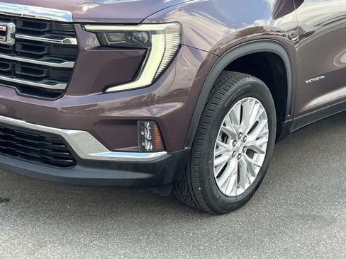 Used 2024 GMC Acadia Elevation FWD image 7