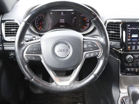 Used 2020 Jeep Grand Cherokee Overland image 21