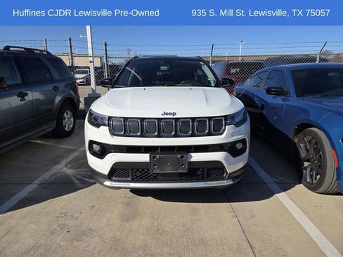Certified 2022 Jeep Compass Limited w/ Sun and Sound Group image 2