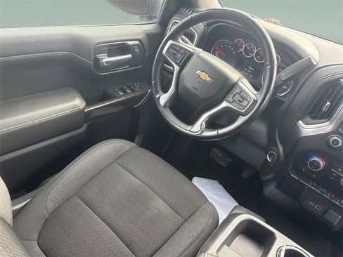 Used 2021 Chevrolet Silverado 1500 LT image 14